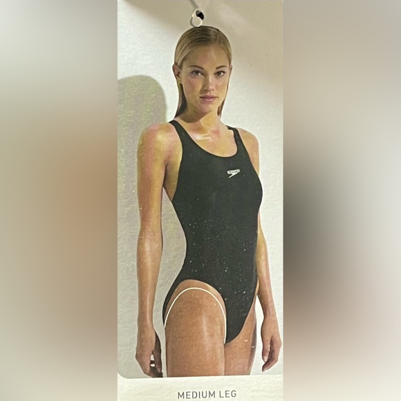 Speedo Endurance chlorine resistant swimsuit - Picture 5 of 10